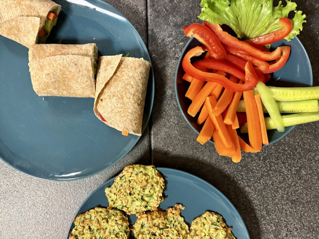 Zdrowe posiłki przygotowane podczas warsztatów kulinarnych programu Zdrowa Rodzina – Silna Rodzina w Wiązownie